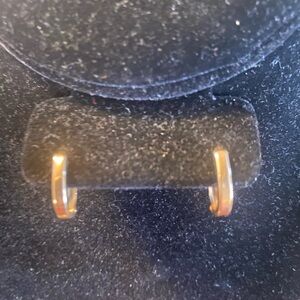 10K Elegant Gold Hoop Earrings